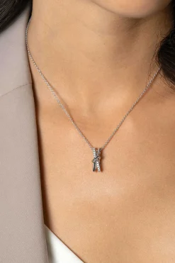 Best Zinzi 45cm zilveren ketting met cross-over hanger 19mm met knoop, bezet met witte zirconia's ZIC2505
