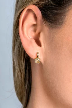 Clearance Zinzi 12mm Gold 14 krt gouden oorsieraden 12mm met vierkante kleursteen in 6,5mm bezet met lichtgroen amethist ZGO376