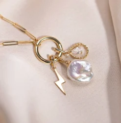 Best Zinzi 16mm Gold 14 krt gouden hanger met open druppelvorm en peervormige witte zirconia ZGH478 (zonder collier)