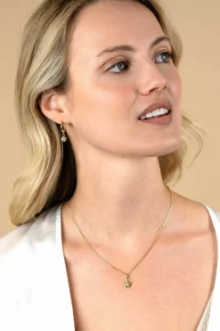 Outlet Zinzi 22mm gold plated zilveren oorringen 14mm met bungelende bloemetjes bezet met witte zirconia ZIO2620