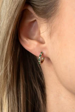 Sale Zinzi 12mm gold plated zilveren oorringen bezet met ronde witte zirconia's en diepgroene kleurstenen 2mm buisdikte met luxe klapsluiting ZIO2557