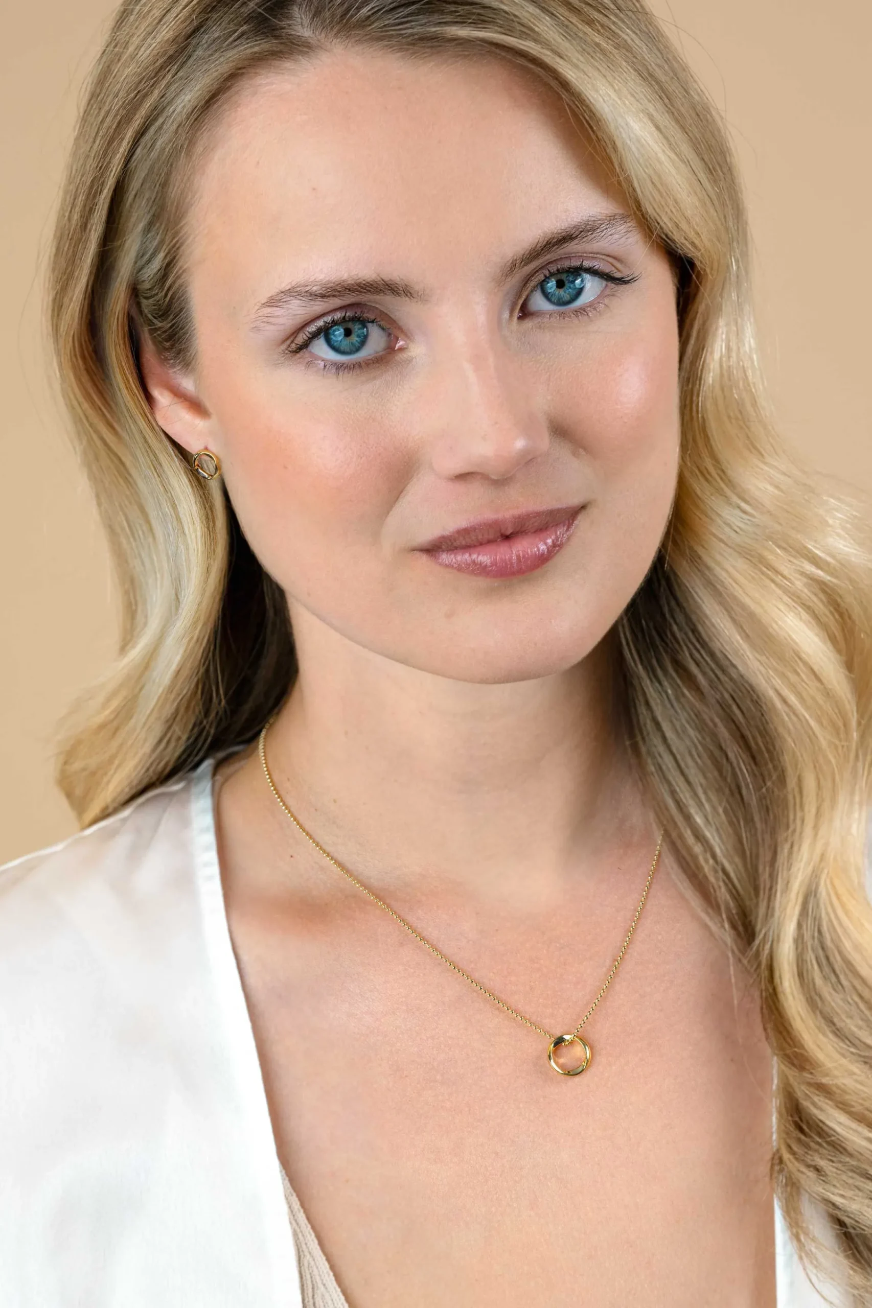 New Zinzi 9mm gold plated zilveren oorknoppen open rondje met organische vorm ZIO2611G