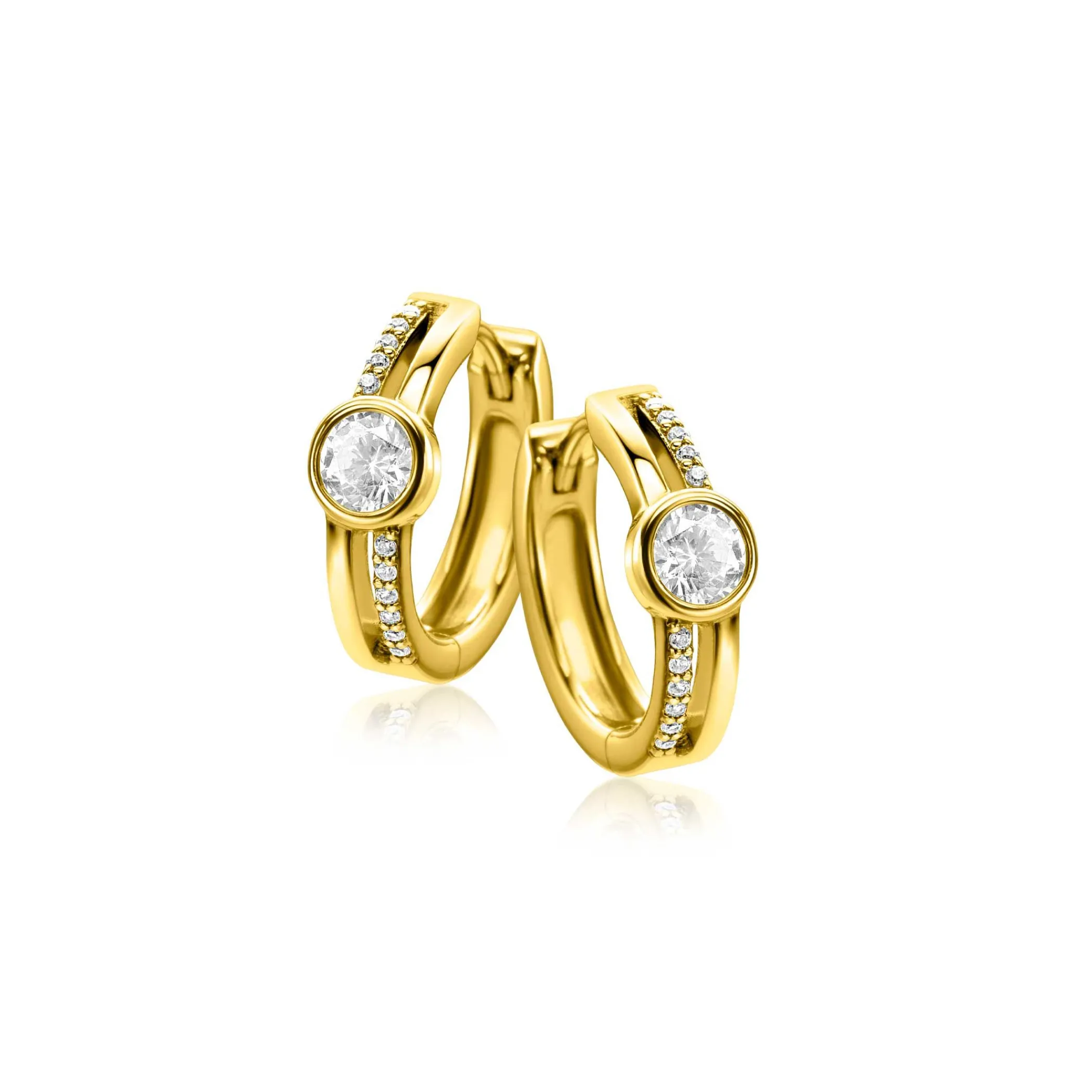 Zinzi 15,5mm gold plated zilveren oorringen met ronde kastzetting en multilook uitstraling, bezet met witte zirconia's en luxe klapsluiting ZIO2625