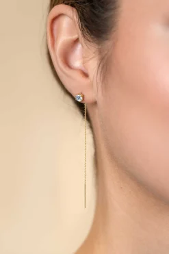 New Zinzi 80mm gold plated zilveren doortrek oorbellen met chatonzetting 5mm witte zirconia en sierlijk kettinkje ZIO2576Y