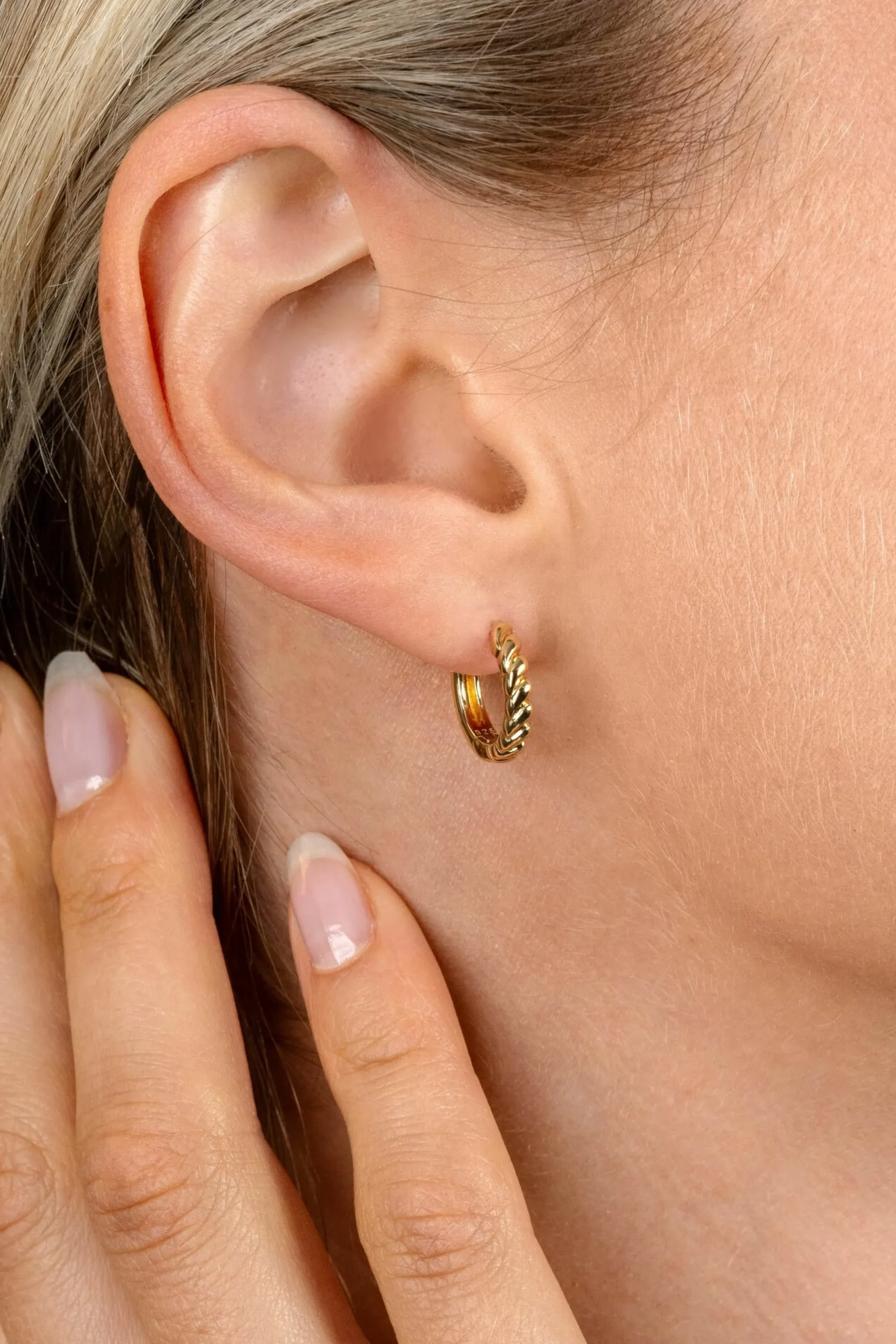 Zinzi 14mm gold plated zilveren oorringen met kleine druppels en luxe klapsluiting ZIO2688G