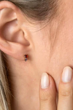 Zinzi 6,5mm gold plated zilveren oorknoppen ronde chatonzettingen rood granaat en paarse kleurstenen ZIO2563