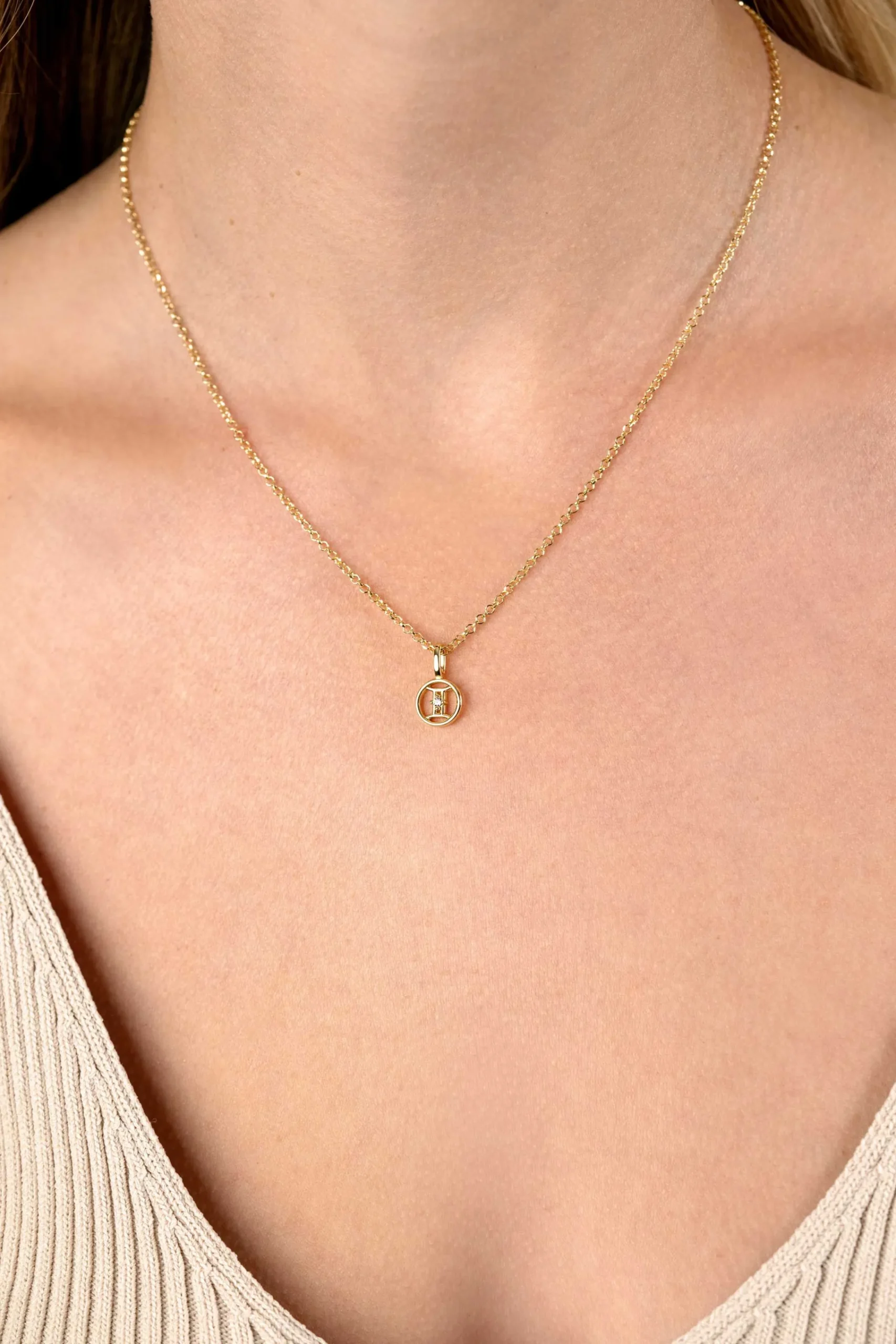New Zinzi 9mm gold plated zilveren Tweelingen sterrenbeeldhanger bezet met witte zirconia ZIHY-TWE (zonder collier)