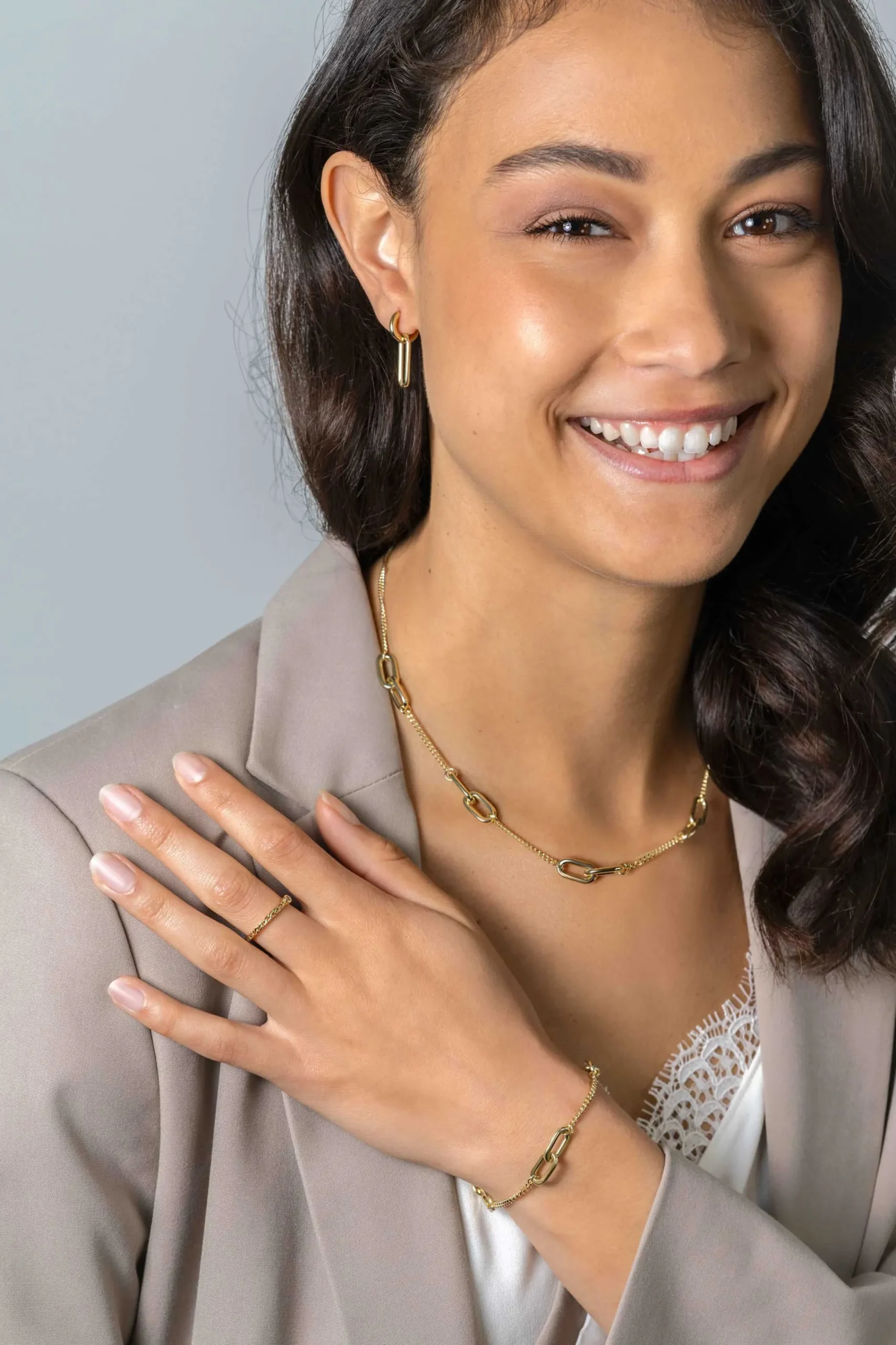 Discount Zinzi 20mm gold plated zilveren oorbedels open ovale vorm glad ZICH2415G (zonder oorringen)