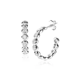 Best Zinzi 21mm zilveren halve oorringen 4mm buisdikte, bezet met 12 witte zirconia's en met vlindersluiting ZIO2573