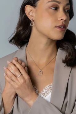 Discount Zinzi 19mm zilveren oorbedels open harten, bezet met witte zirconia's ZICH2447 (zonder oorringen)