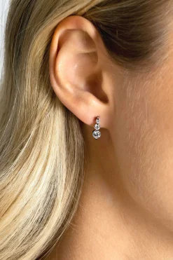 Outlet Zinzi 11mm zilveren oorknopjes, bezet met drie ronde witte zirconia's in oplopend formaat ZIO2439