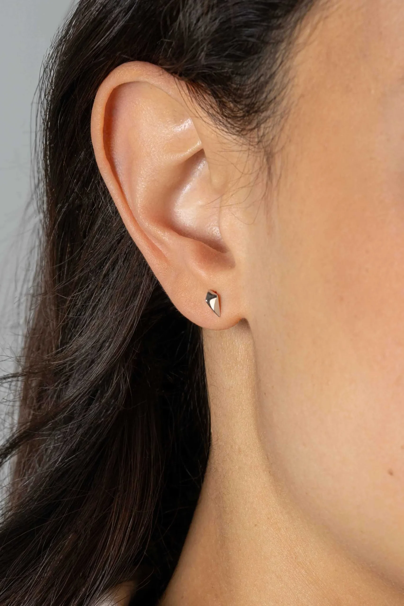 Clearance Zinzi 7mm zilveren oorknoppen in vliegervorm ZIO2503