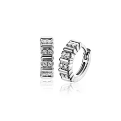 Online Zinzi 13mm zilveren oorringen bezet met witte zirkonia's en luxe klapsluiting ZIO2686