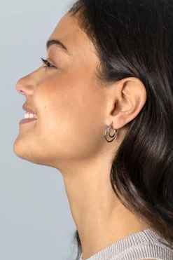 New Zinzi 23mm zilveren oorringen met een dubbele oorring in het midden. Een trendy multi-look uitstraling ZIO2483