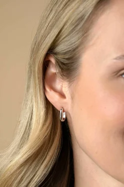 Hot Zinzi 14,5mm zilveren oorringen in ovale vorm met ronde buis 3mm breed ZIO2603