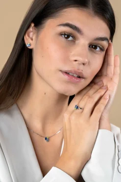 Discount Zinzi 10mm zilveren oorstekers rechthoekige vormen, bezet met licht groene en blauwe kleurstenen ZIO2496