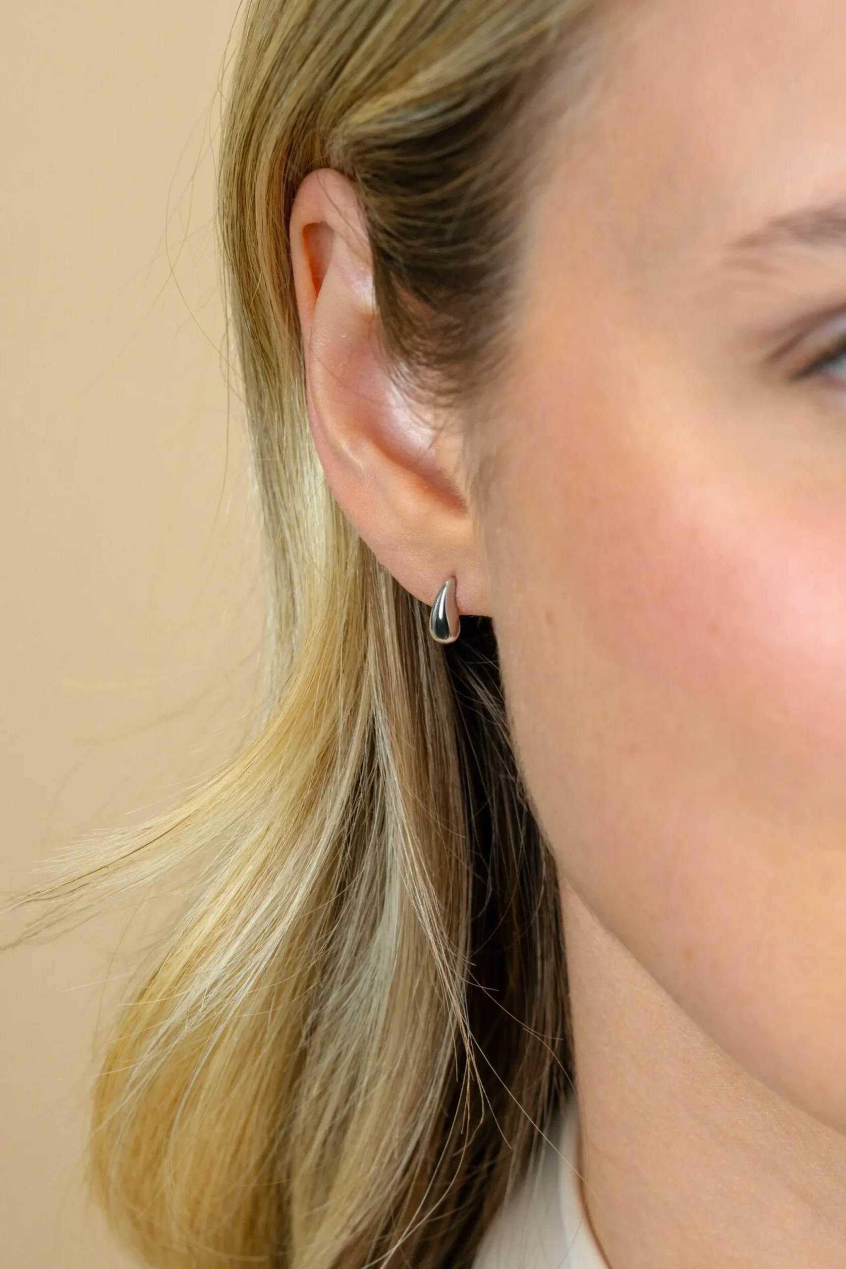 Sale Zinzi 8,5mm zilveren oorstekers druppelvorm ZIO2719