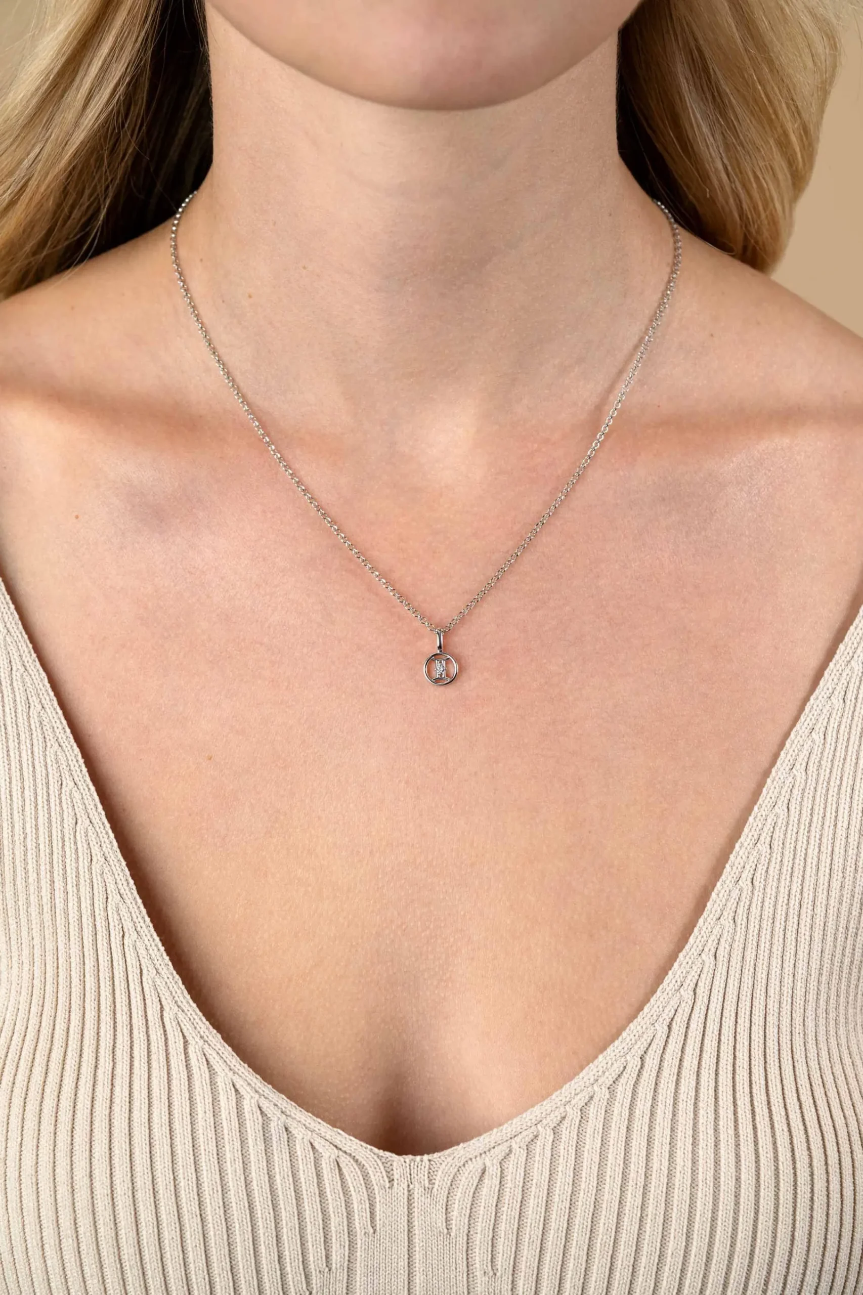 Zinzi 9mm zilveren Tweelingen sterrenbeeldhanger bezet met witte zirconia ZIH-TWE (zonder collier)