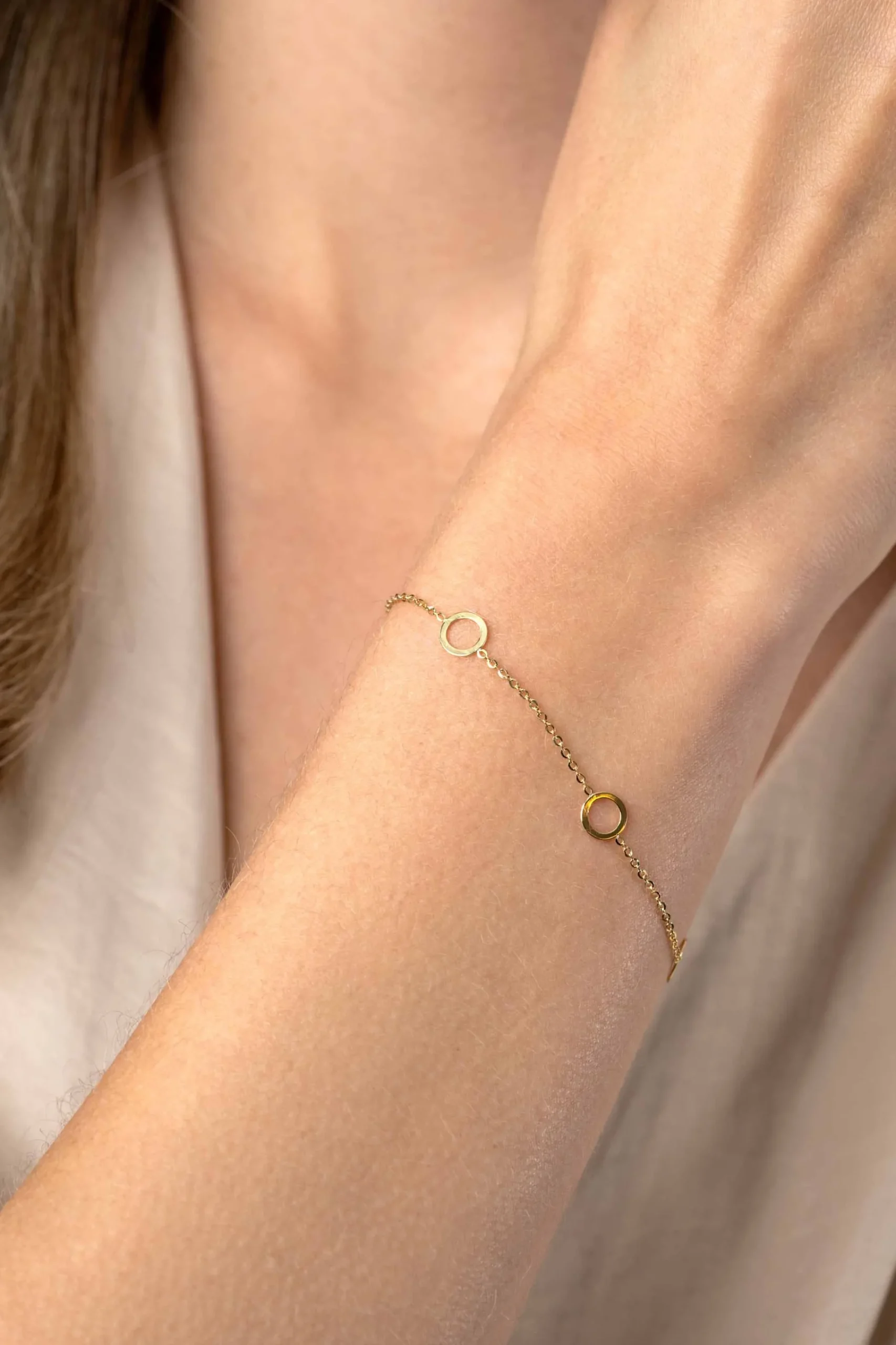 Hot Zinzi Gold 14 krt gouden armband met subtiele jasseron schakels en drie open rondjes 6,5mm breed 18-20cm ZGA445