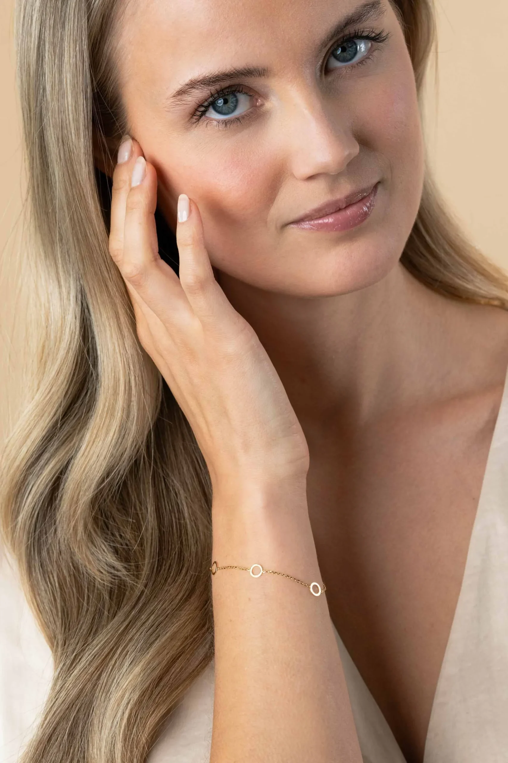 Hot Zinzi Gold 14 krt gouden armband met subtiele jasseron schakels en drie open rondjes 6,5mm breed 18-20cm ZGA445