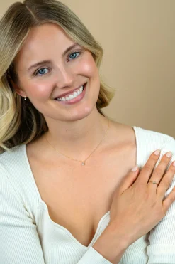Clearance Zinzi Gold 14 krt gouden ring bezet met ronde witte zirconia 4,5mm breed ZGR371