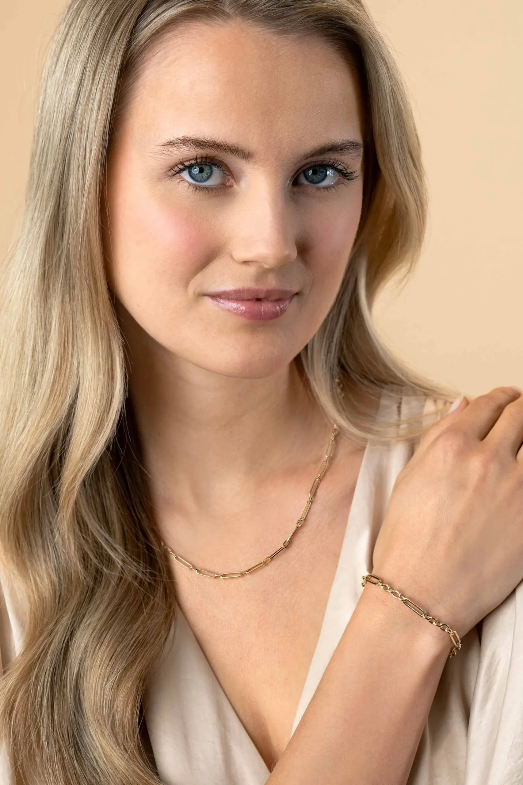 Discount Zinzi Gold 14 krt gouden schakelketting met afwisselend lange paperclip schakels en ovale jasseron schakels (4mm breed) 45cm ZGC473
