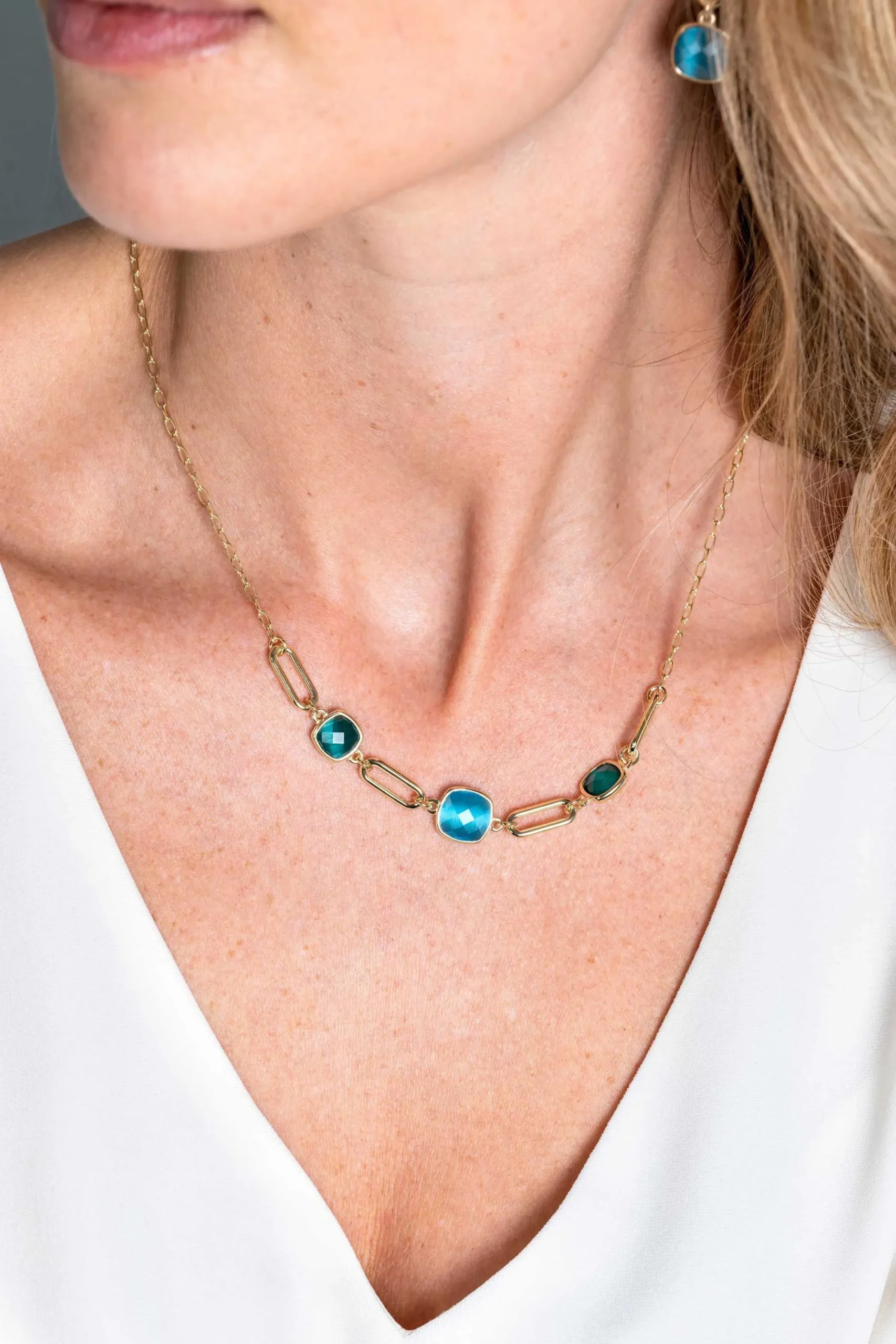 Zinzi gold plated zilveren collier met paperclip schakels en groen turquoise kleurstenen ZIC2332