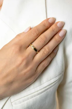 Sale Zinzi gold plated zilveren ring met paperclip schakels en rechthoekig glanzend plaatje ZIR2530G