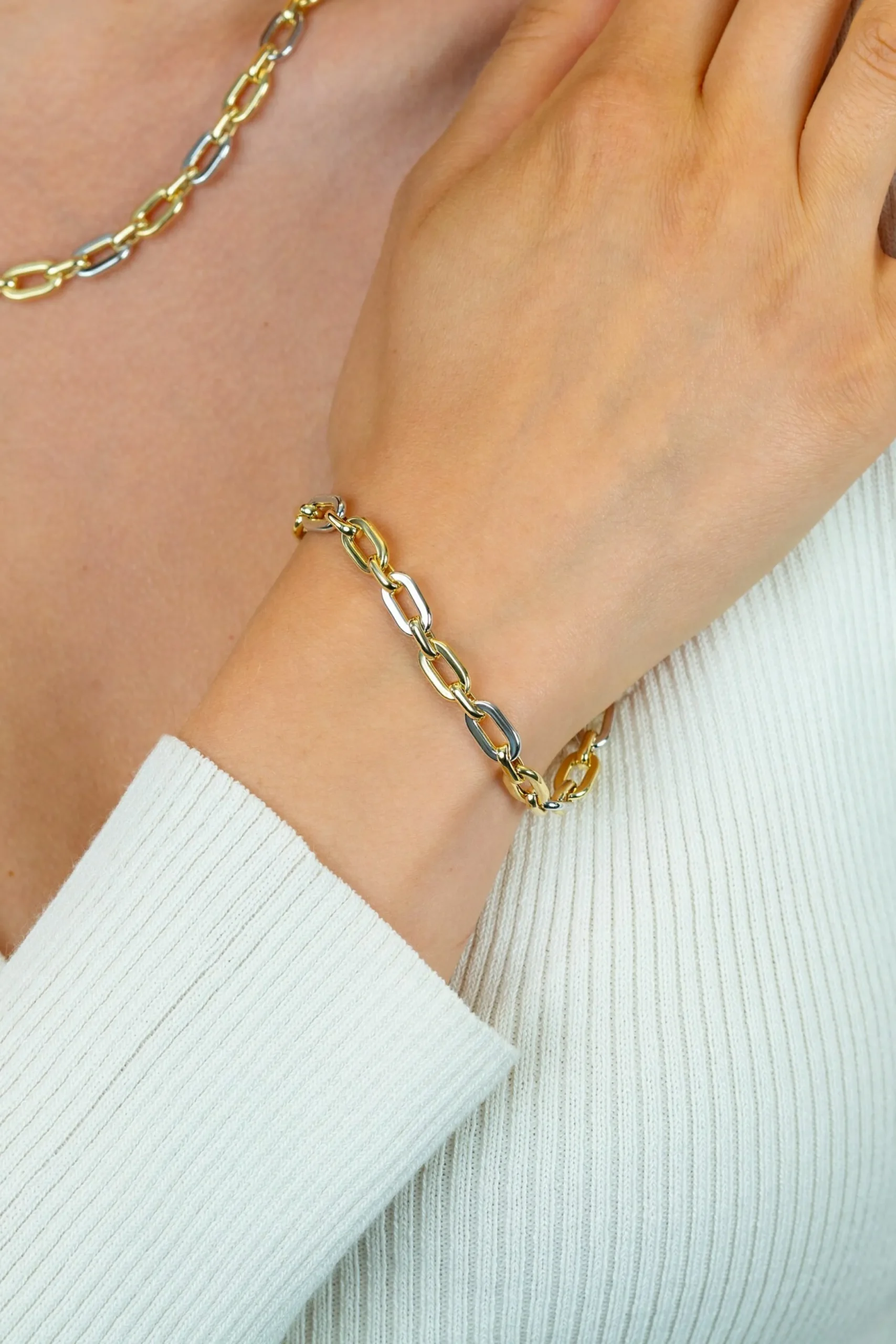 Online Zinzi gold plated zilveren schakelarmband met bicolor rechthoekige schakels (6,5mm breed) ZIA2757