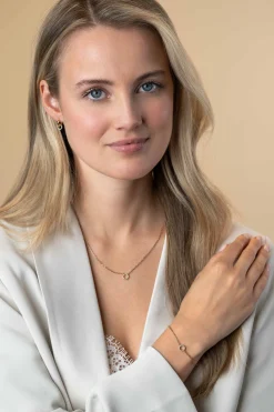 Best Zinzi gold plated zilveren ketting met open rondje (7,5mm) bezet met witte zirconia's 40-45cm ZIC2550Y