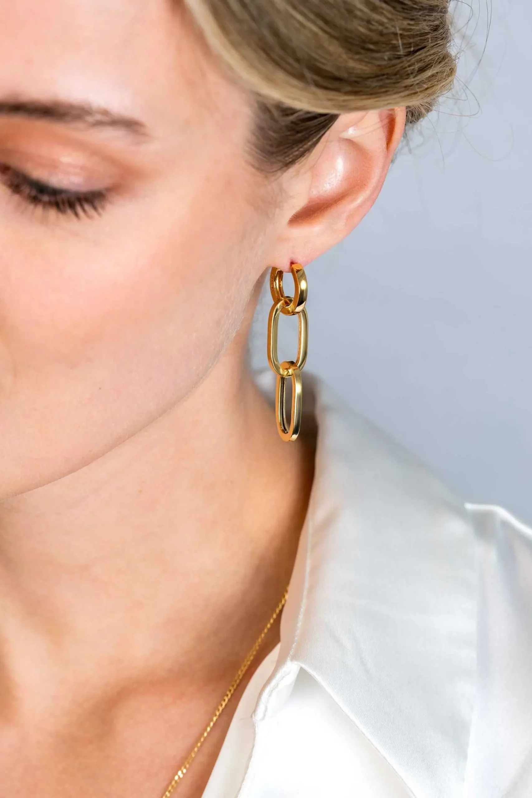 Sale Zinzi gold plated zilveren oorbedels twee lange paperclip schakels 37mm ZICH2352G (zonder oorringen)