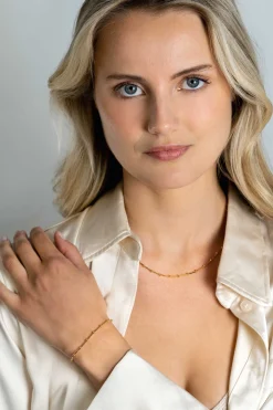 Online Zinzi gold plated zilveren slangen-ketting met vierkant geslepen schakels en 40 verfijnde glanzende bolletjes (2,5mm breed) 43-45cm ZIC2471G