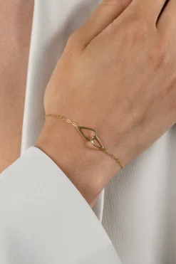 Outlet Zinzi gold plated zilveren armband met paperclip-schakels, waarbij in het midden twee druppelvormen mooi met elkaar verbonden zijn 17-20cm ZIA2634