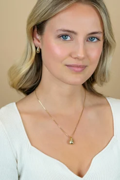 Clearance Zinzi gold plated zilveren venetiaanse ketting 45-48cm met druppelvormige hanger 20mm, bezet met witte zirkonia's ZIC2708Y