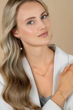 Outlet Zinzi gold plated zilveren multi-look ketting met sierlijke strik 40-43cm ZIC2677