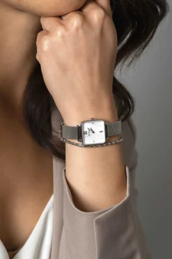 Discount Zinzi Square Mini horloge witte parelmoer wijzerplaat en vierkante zilverkleurige kast stalen mesh band 22mm extra dun ZIW1717