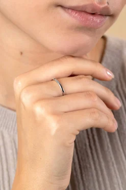 New Zinzi zilveren aanschuifring met gladde bolle scheen 2mm breed ZIR2554
