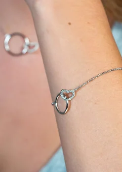 Best Zinzi zilveren armband open rond en hart in elkaar wit ZIA1483