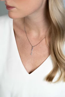 Discount Zinzi zilveren hanger staafje 28mm met witte zirconia's ZIH2077 (zonder collier)