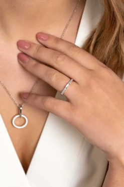 Hot Zinzi zilveren luxe aanschuifring baguette geslepen witte zirconia ZIR2133