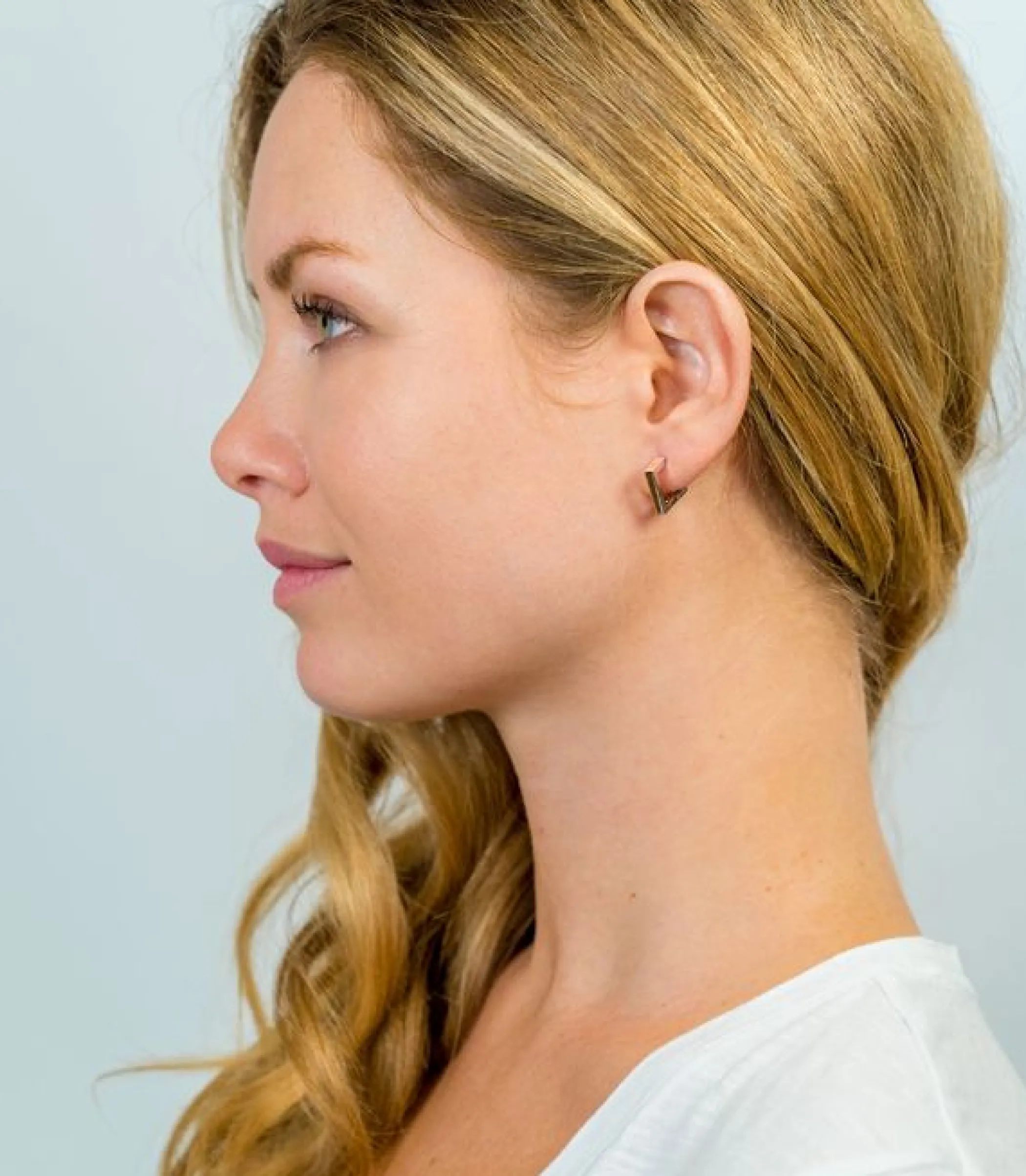 Sale Zinzi zilveren luxe oorringen vierkante buis driehoekvorm 18x2,5mm ZIO1684