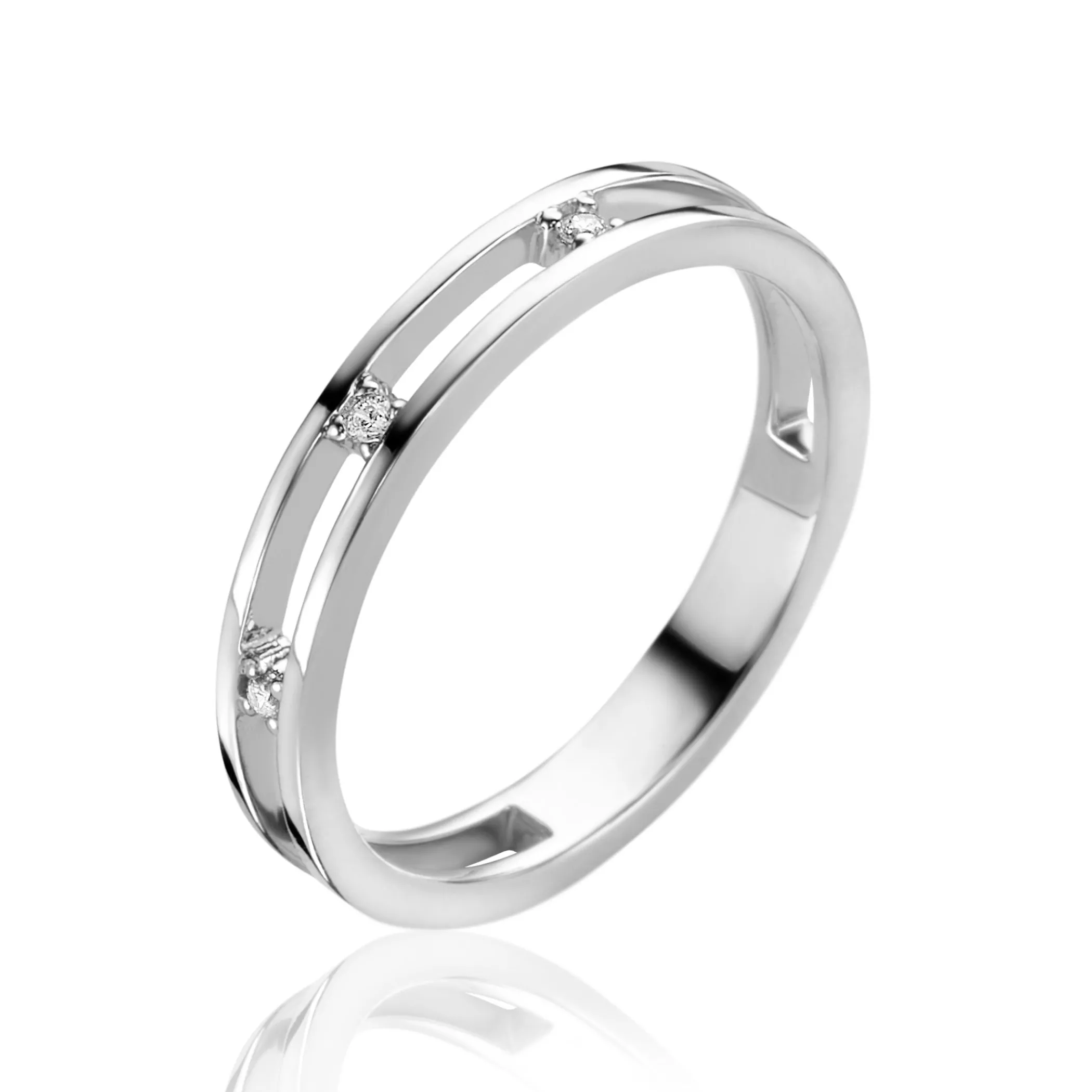 New Zinzi zilveren multi-look ring, met de look van twee smalle ringen waartussen drie witte zirconia's zijn bevestigd ZIR2451
