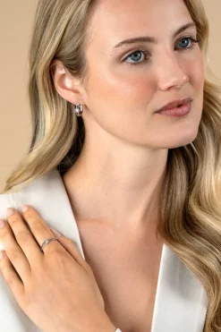 Discount Zinzi zilveren multilook ring met rechthoekige kastzetting van 5mm en twee banen. Bezet met witte zirconia's ZIR2626