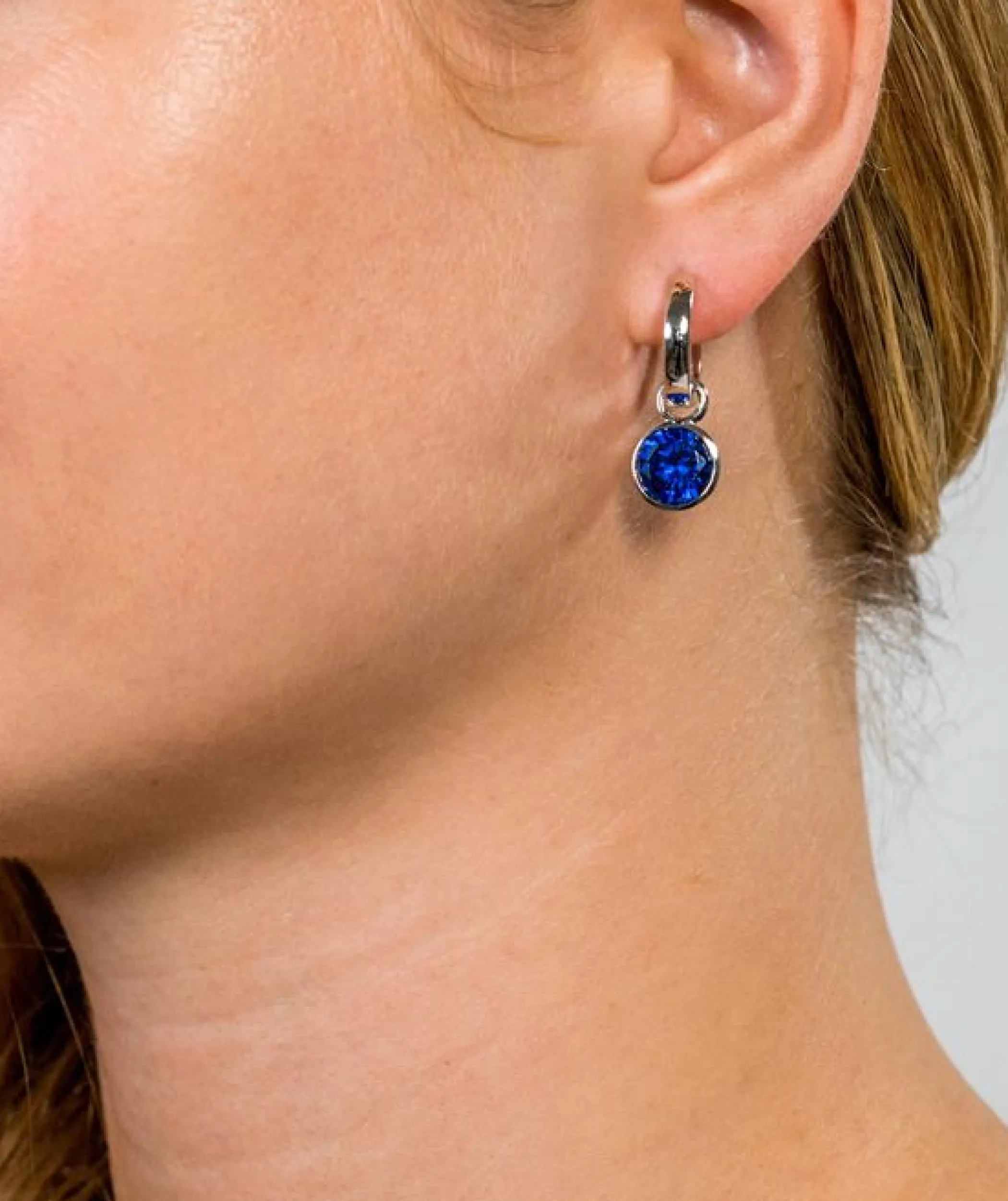 Online Zinzi zilveren oorbedels rond donkerblauw ZICH186DB (zonder oorringen)