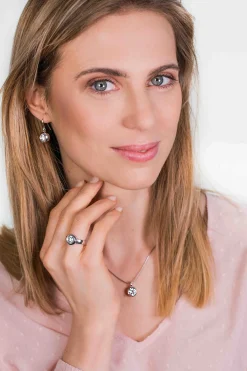 Online Zinzi zilveren oorhangers witte zirconia 11mm ZIO1