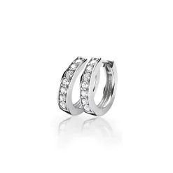 Best Zinzi zilveren oorringen 15 x 3mm witte zirconia's met luxe klapsluiting ZIO191Z