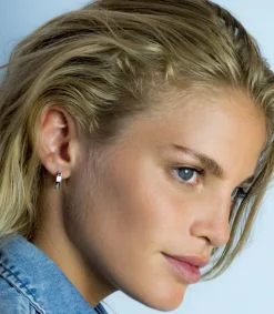 New Zinzi zilveren oorringen 15 x 3mm glad met luxe klapsluiting ZIO191