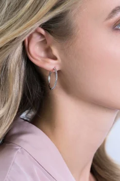 Zinzi zilveren oorringen gedraaid motief 25 x 2mm ZIO2129