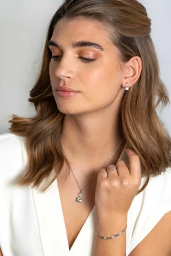 Sale Zinzi zilveren oorstekers met vierkante witte zirconia en pavé zettingen 15mm ZIO2268