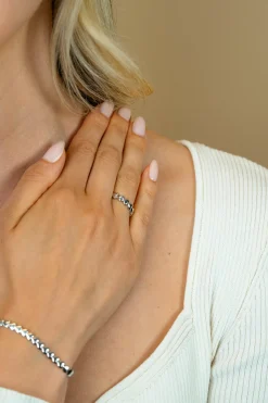 Zinzi zilveren ring hartjes rondom ZIR1798